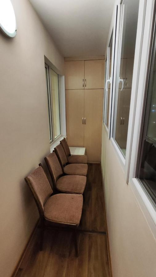 Золотой Квадрат 60 Кв2 Almaty Exterior foto